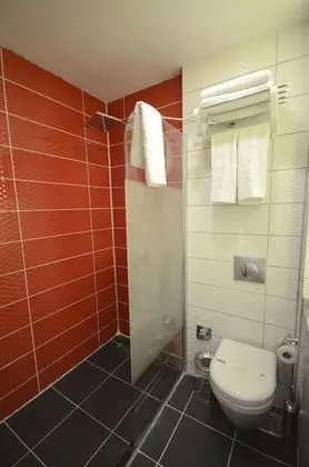 Standard Büyük Yataklı Tek Kişilik Oda, 1 Çift Kişilik Yatak