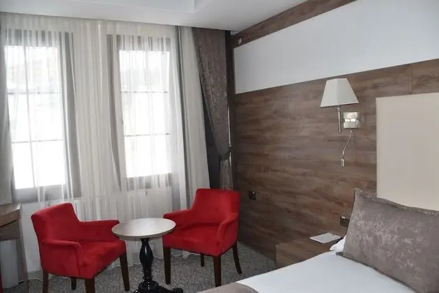 Standart İki Kişilik Oda