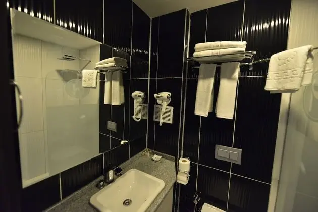 Standart İki Kişilik Oda