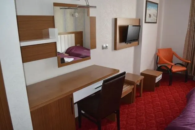 Standard Büyük Yataklı Tek Kişilik Oda