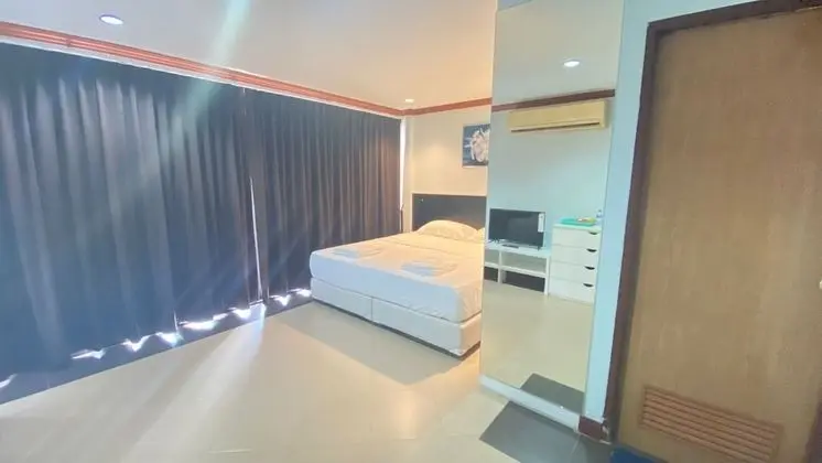 Standard Tek Büyük Yataklı Oda
