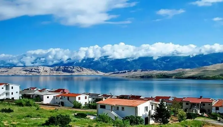 Apart Daire (Sarin - free parking and flat interne)