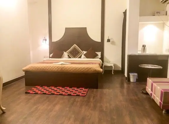 Tek Büyük Yataklı Oda