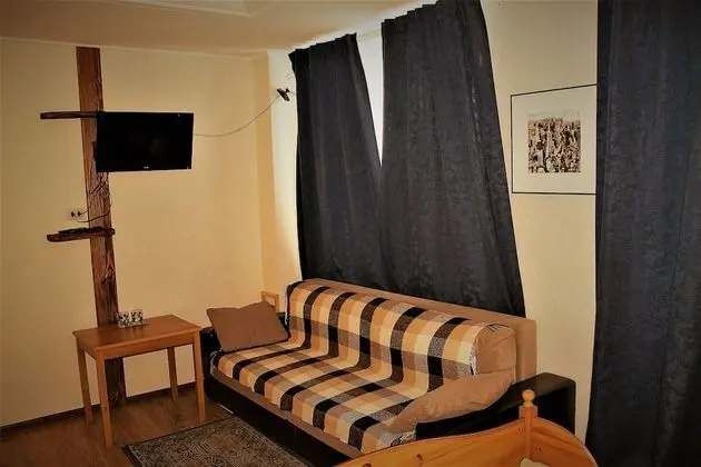 Standard Tek Büyük Yataklı Oda (Sofa)