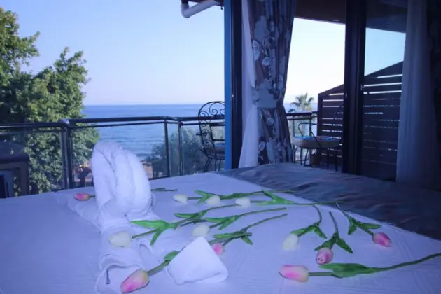 Deniz Manzaralı Oda
