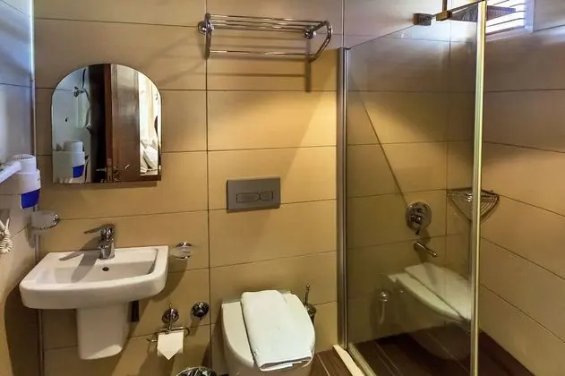 Standart Aile Odası