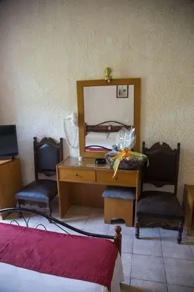 Family Oda, Dağ Manzaralı
