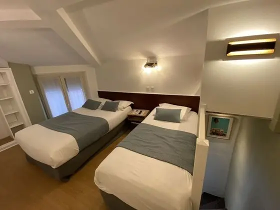 Comfort Dört Kişilik Oda, 2 Yatak Odası, Avlu Manzaralı