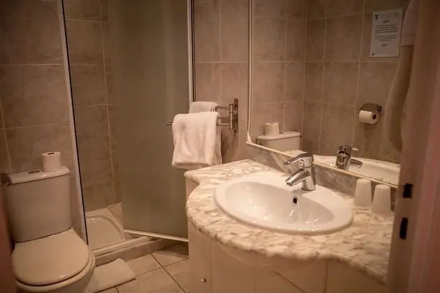 Design Tek Büyük Yataklı Oda