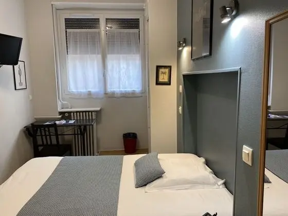 Tek Kişilik Oda, Özel Banyo, Avlu Manzaralı (Balnéothérapie)