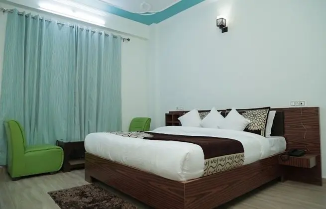 Deluxe Tek Büyük Yataklı Oda, 1 En Büyük (King) Boy Yatak, Sigara İçilmez, Dağ Manzaralı