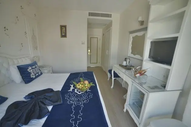 Tek Büyük veya İki Ayrı Yataklı Oda