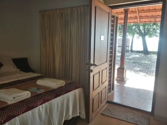 Executive Oda, 1 Yatak Odası, Kısmi Göl Manzaralı