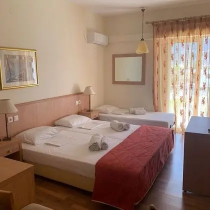Üç Kişilik Oda