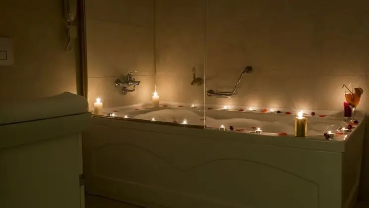 Standard Tek Büyük veya İki Ayrı Yataklı Oda, Dağ Manzaralı