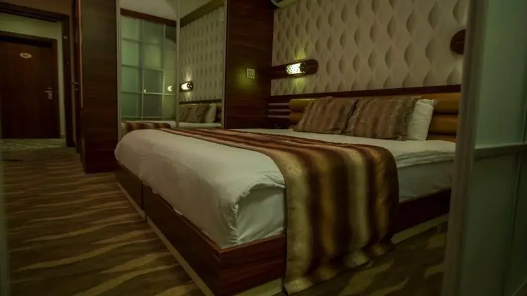 Standart Oda, Dağ Manzaralı, Jakuzili