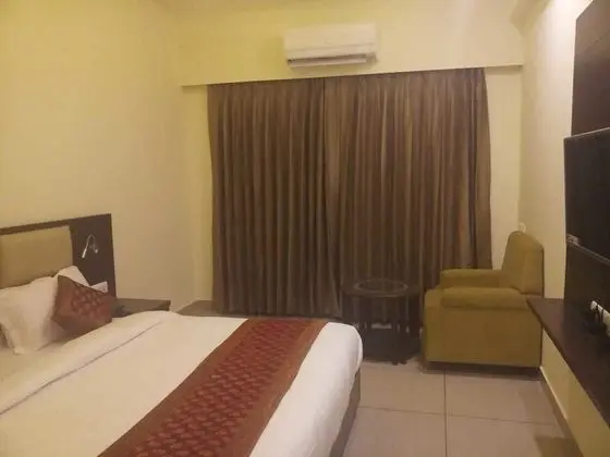 Deluxe Tek Büyük Yataklı Oda, 1 Çift Kişilik Yatak, Sigara İçilmez