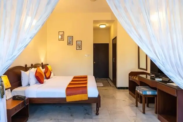 Deluxe Tek Büyük veya İki Ayrı Yataklı Oda, 1 Yatak Odası, Sigara İçilmez, Göl Manzaralı