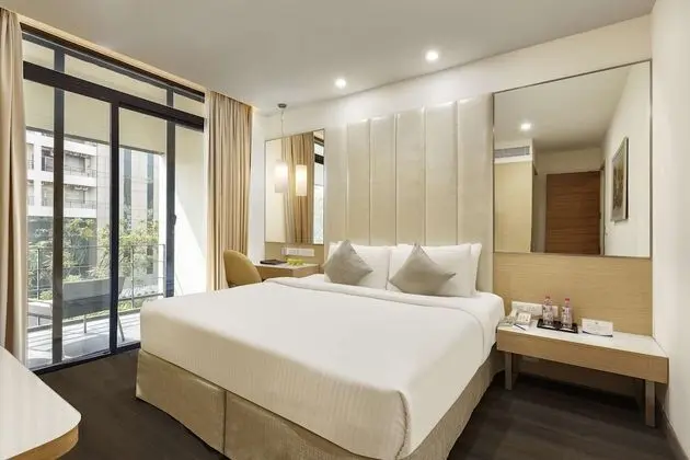 Deluxe Oda, Birden Çok Yatak, Balkon