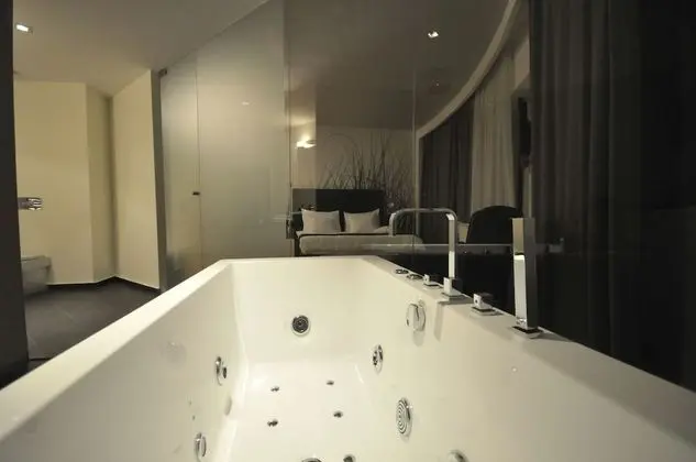 Junior Tek Büyük Yataklı Oda, 1 En Büyük (King) Boy Yatak