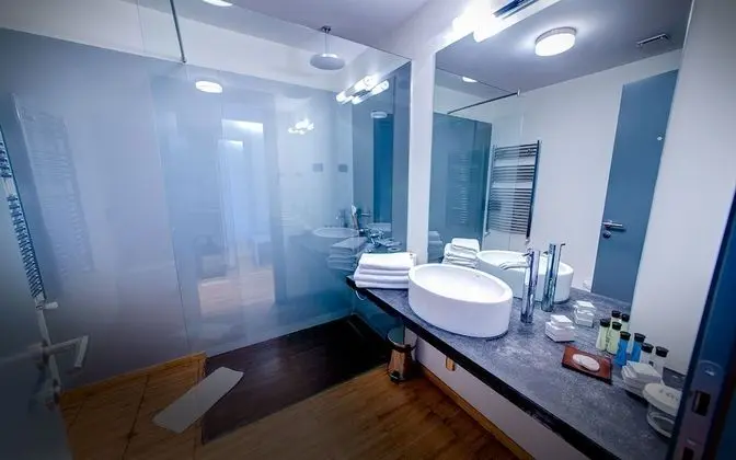 Standard Tek Büyük veya İki Ayrı Yataklı Oda