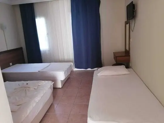 Tek Büyük Yataklı Oda