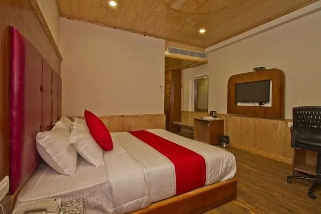Premium Room Hill View with Balcony