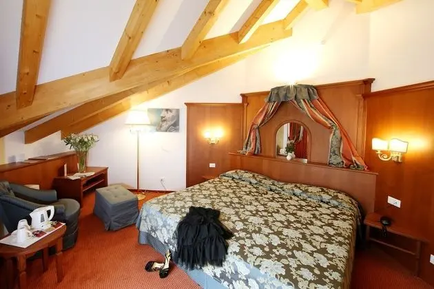 Superior Tek Büyük Yataklı Oda