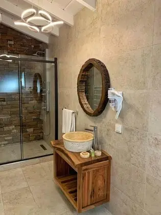 Standart Oda, Bahçe Manzaralı, Balkonlu