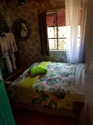 Deluxe Tek Büyük Yataklı Oda, 1 Büyük (Queen) Boy Yatak, Bahçe Manzaralı, Zemin Kat