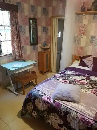 Deluxe Tek Büyük Yataklı Oda, 1 Büyük (Queen) Boy Yatak, Bahçe Manzaralı, Zemin Kat