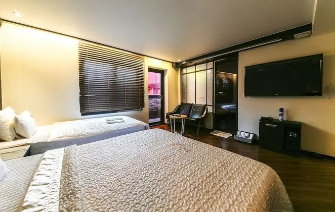 Business Çatı Katı Süiti (Penthouse)