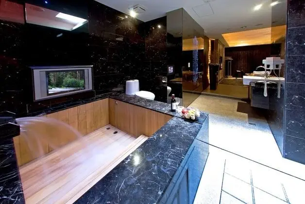 Design Tek Büyük Yataklı Oda, 1 Yatak Odası