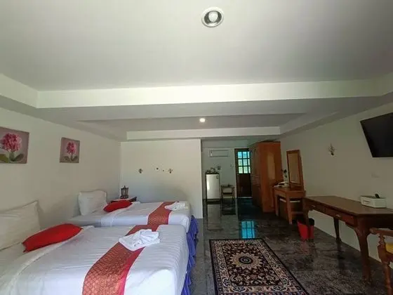 Superior Room Twin Beds