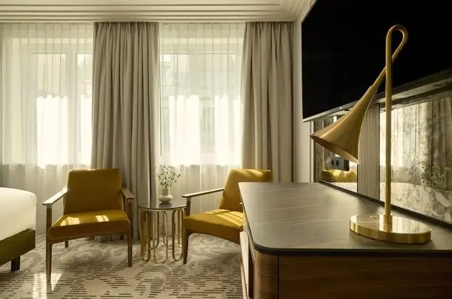 Oda, 1 En Büyük (King) Boy Yatak, Avlu Manzaralı