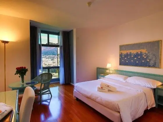 Comfort Tek Büyük Yataklı Oda