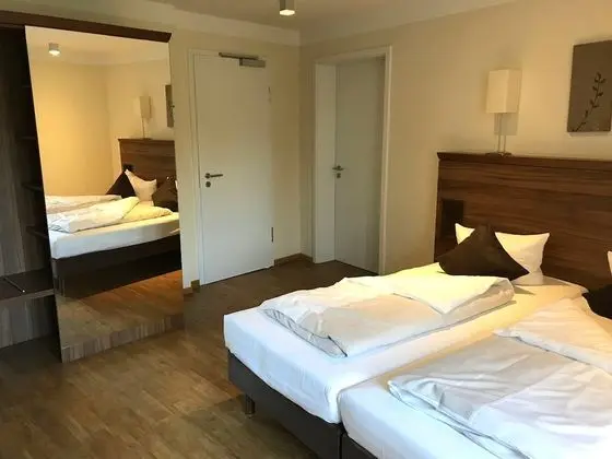 Tek Büyük veya İki Ayrı Yataklı Oda