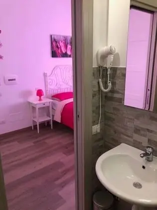 Dört Kişilik Oda, Sigara İçilmez