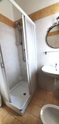 Tek Büyük veya İki Ayrı Yataklı Oda, Özel Banyo