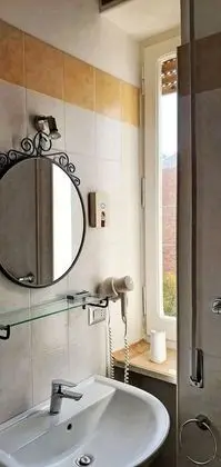 Üç Kişilik Oda, Özel Banyo