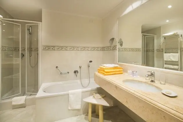 Superior Tek Büyük Yataklı Oda