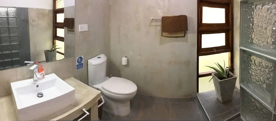 Design Kulübe, Bahçeli