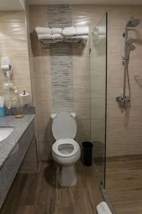 Superior Tek Büyük Yataklı Oda, 2 Büyük (Queen) Boy Yatak, Şehir Manzaralı, Denize Bakan