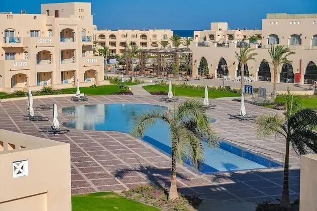 Premium Pool View