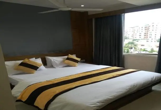 Deluxe Tek Büyük Yataklı Oda