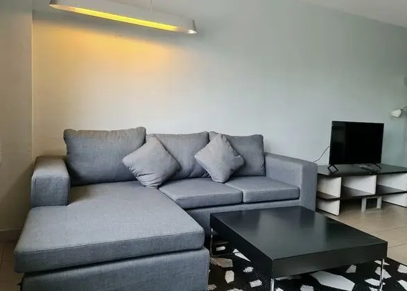 Icon Siam View Studio Apartment: Queen Bed + Sofa Bed + Working Desk + Non-smoking