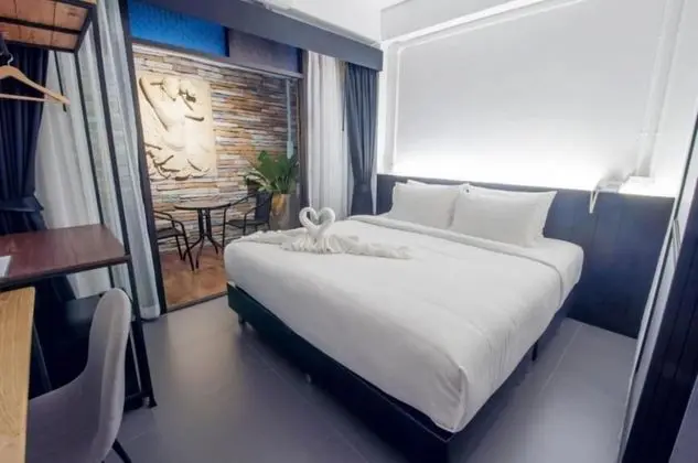 Deluxe Tek Büyük Yataklı Oda