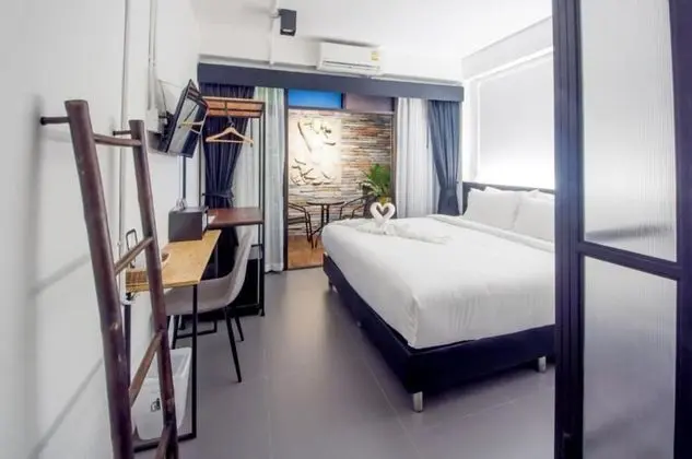 Deluxe Tek Büyük Yataklı Oda