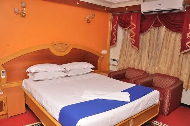 Deluxe Tek Büyük Yataklı Oda, Bahçe Manzaralı