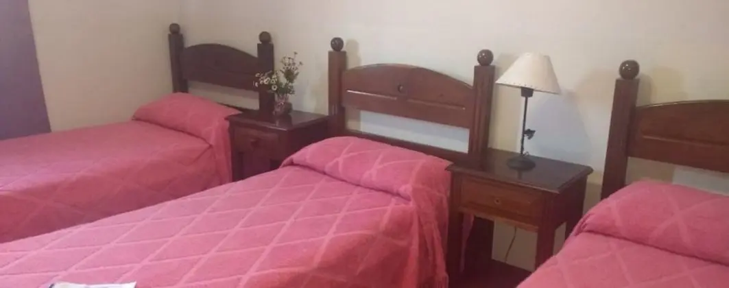 Üç Kişilik Oda
